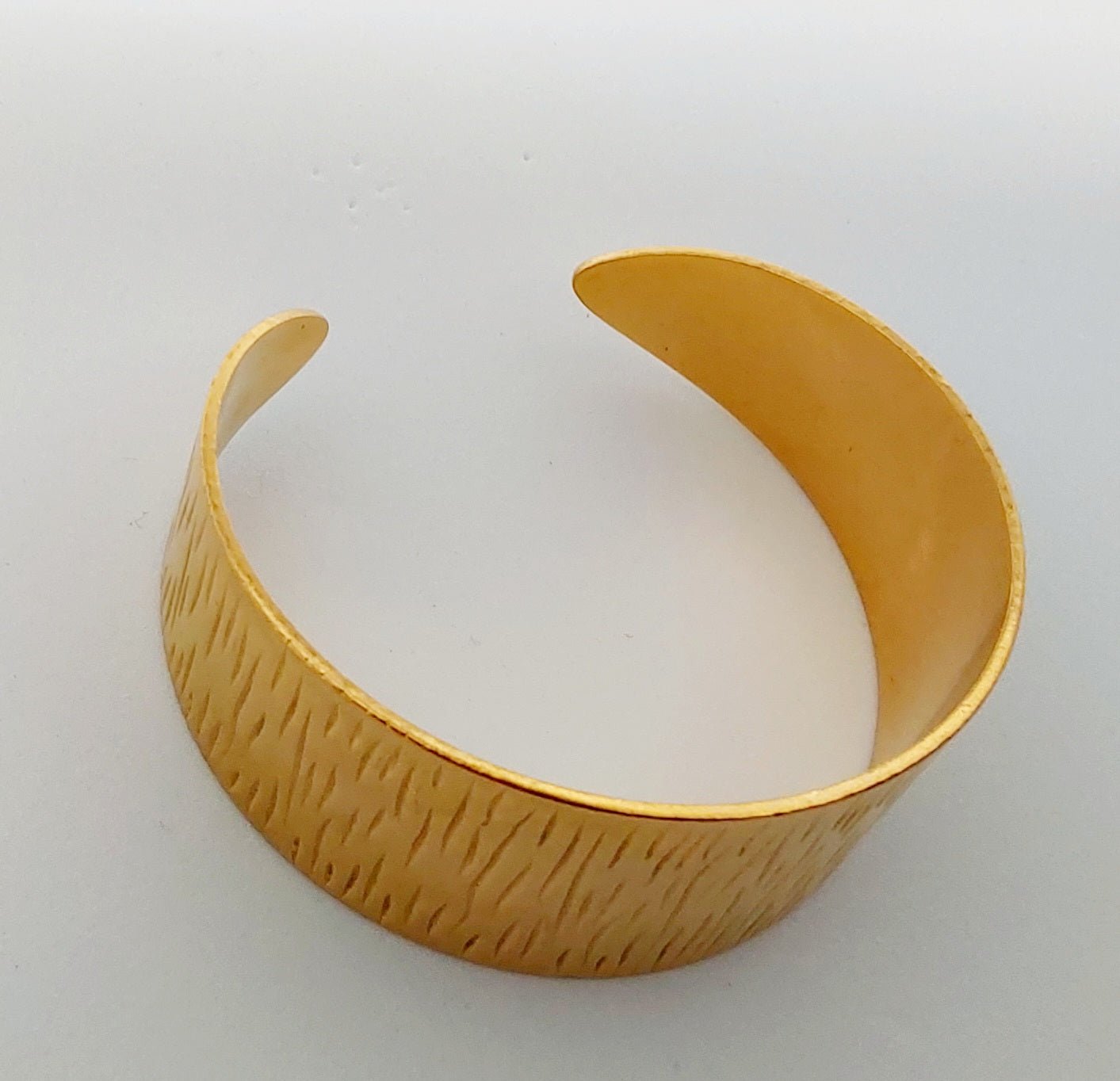 Antheia Cuff Bangle - Stellify
