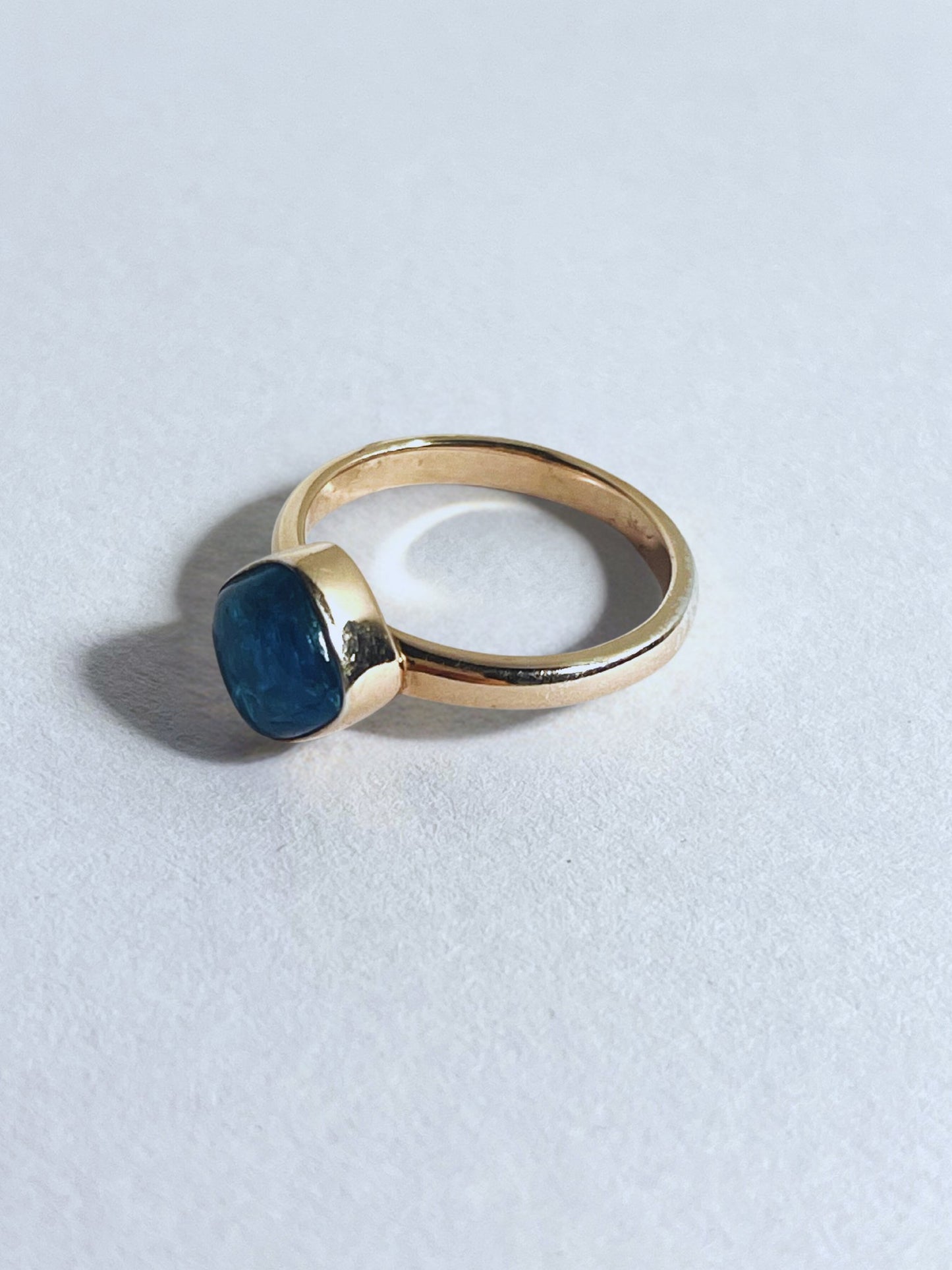 Neon Apatite Radiance Ring - Stellify