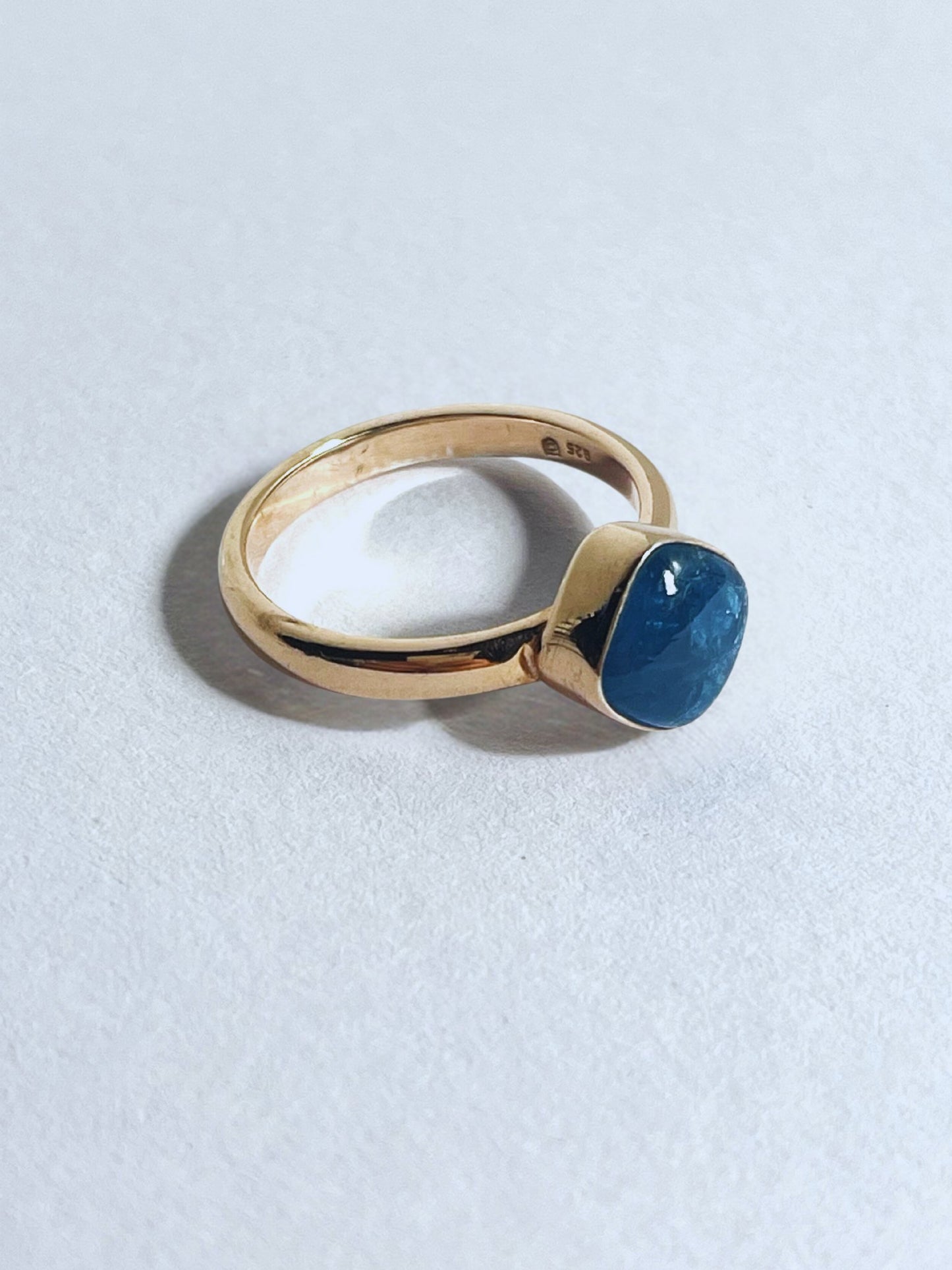 Neon Apatite Radiance Ring - Stellify
