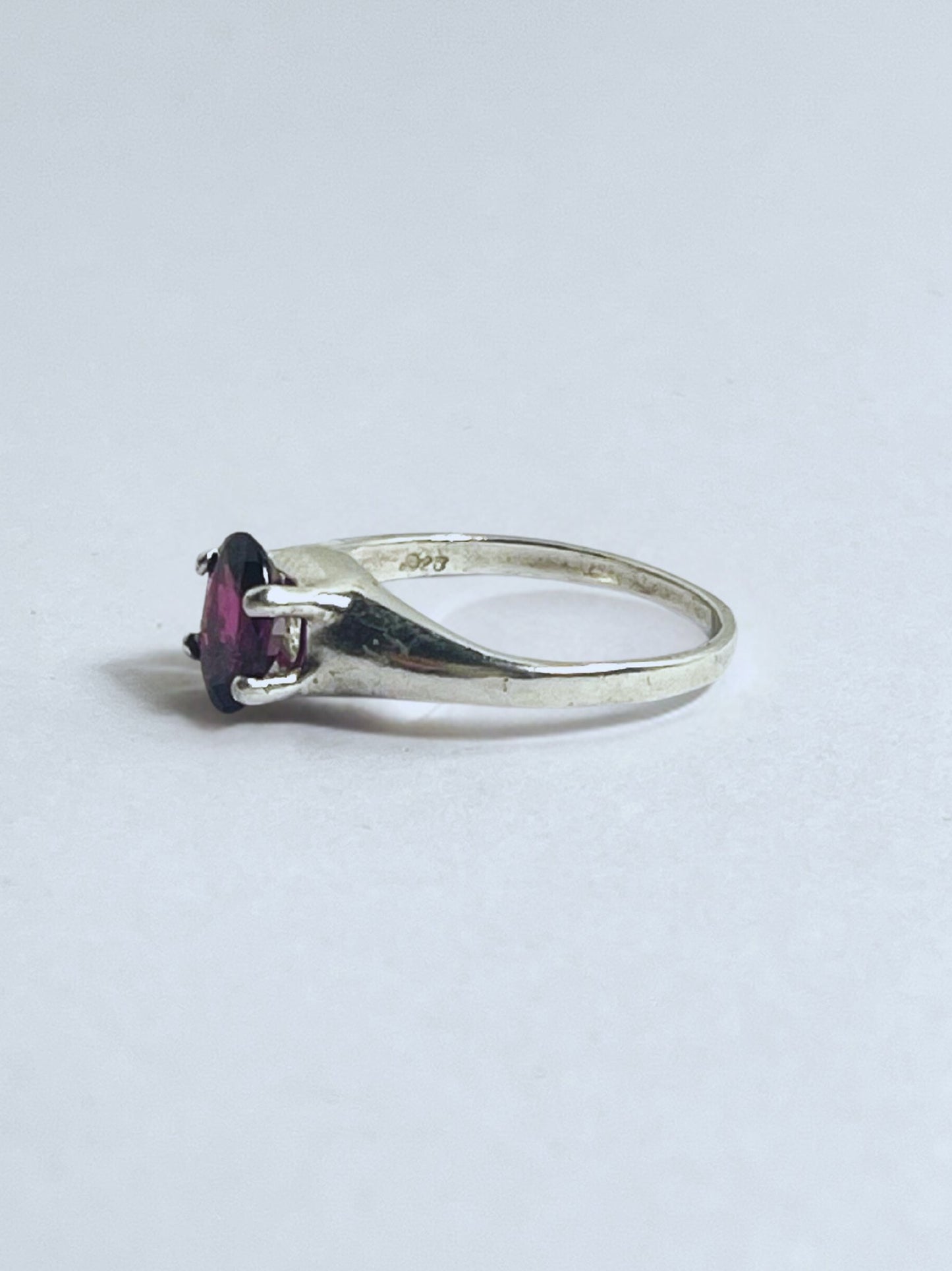 Sri Lankan Garnet Elegance Ring - Stellify