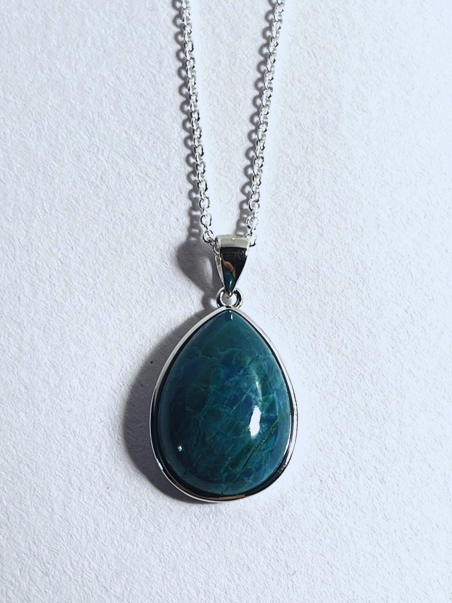 Stunning 14cts Chrysocolla Pear Shaped Pendant Necklace - Stellify