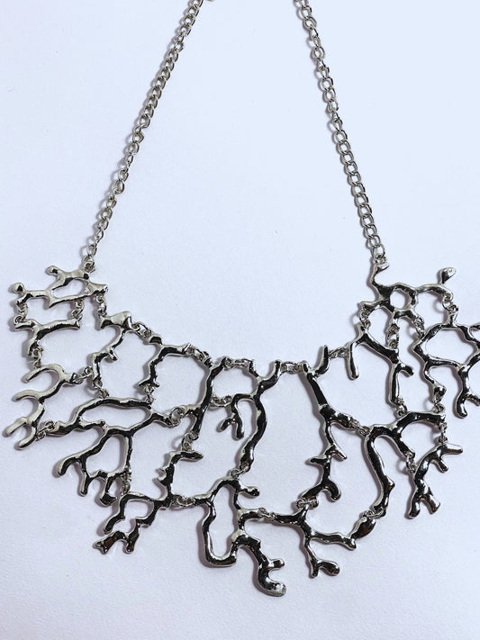 Open Coral Statement Necklace - Stellify