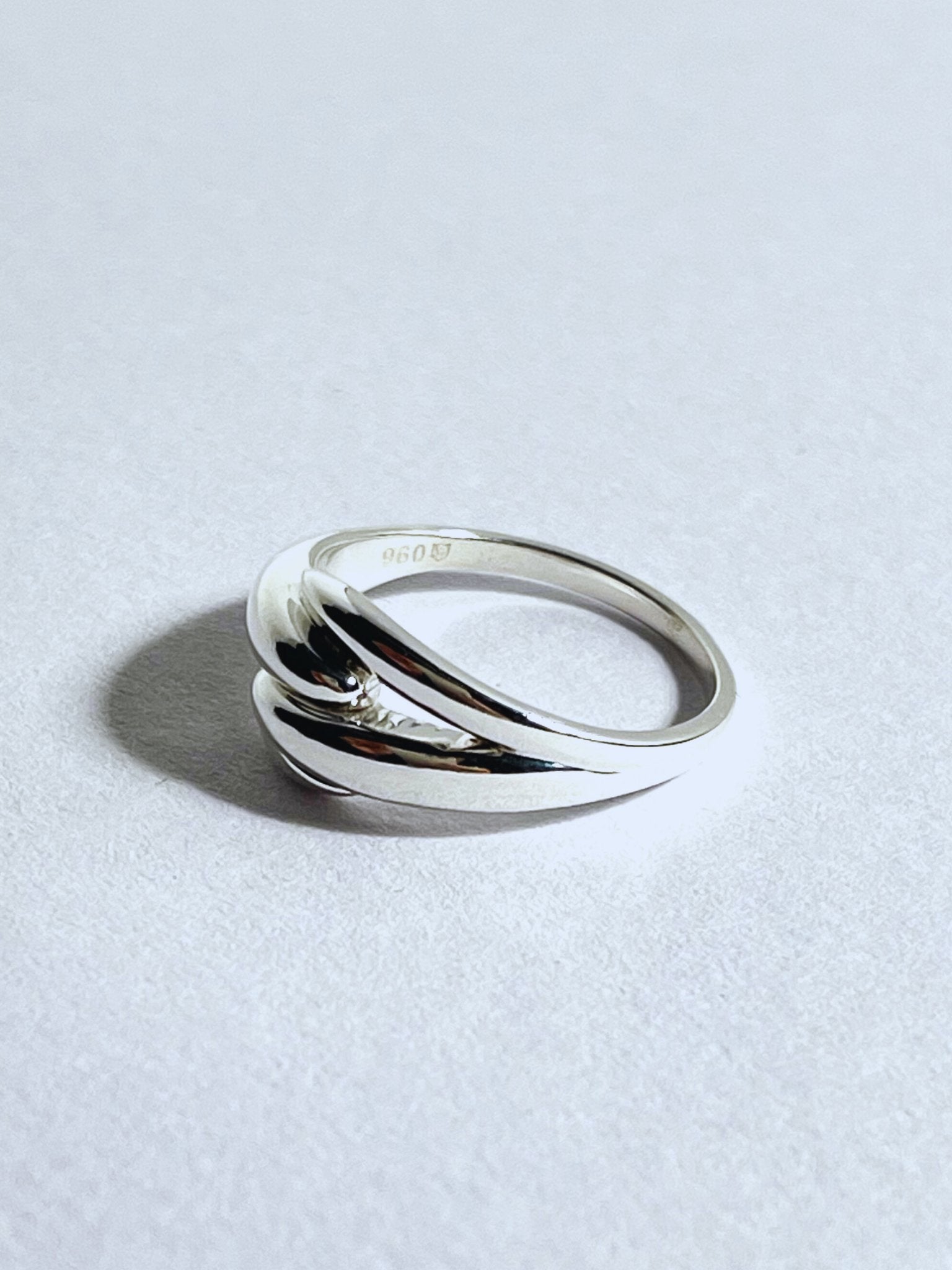 Sterling Silver Infinity Hands Ring - Stellify